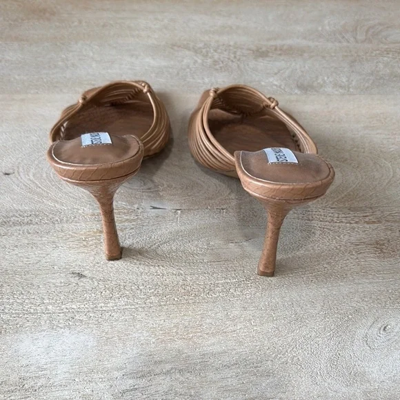 Steve Madden Bonds Heeled Sandal - 10 - Picture 6 of 16